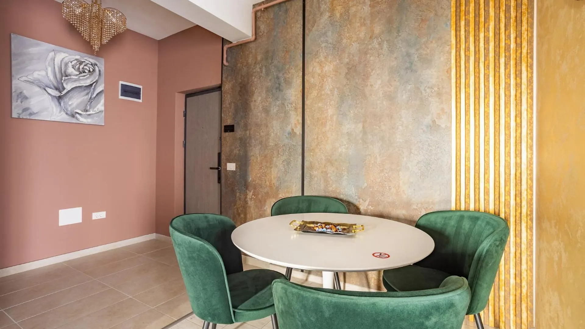 Smarald Wings 30 Apartment Bucharest 0*,  Romania